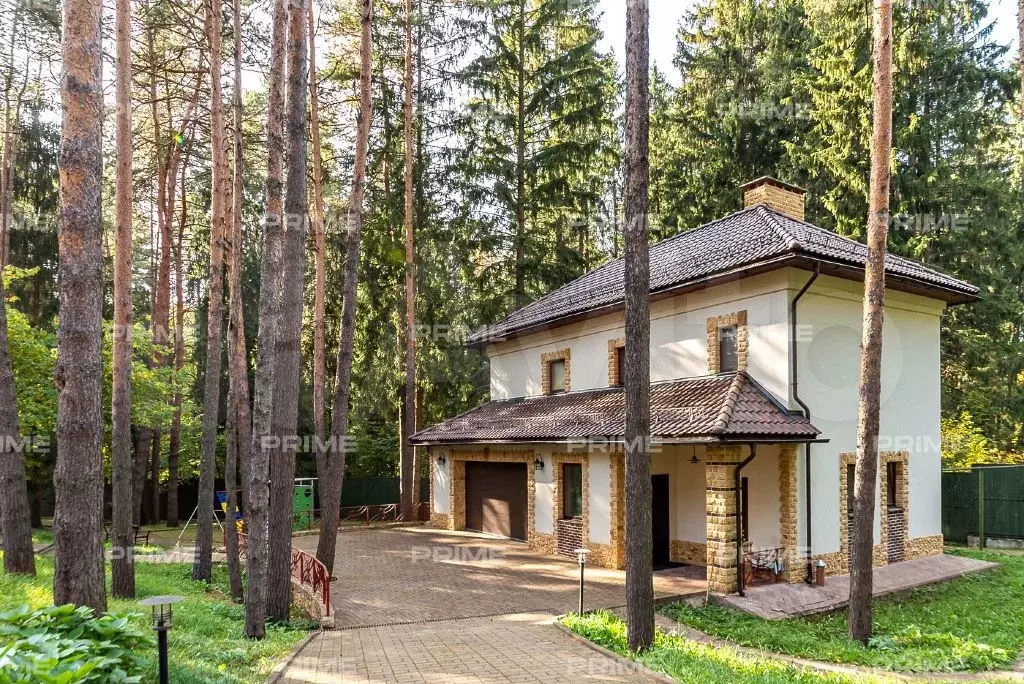 Дом 830 м на участке 65 сот. - Фото 0