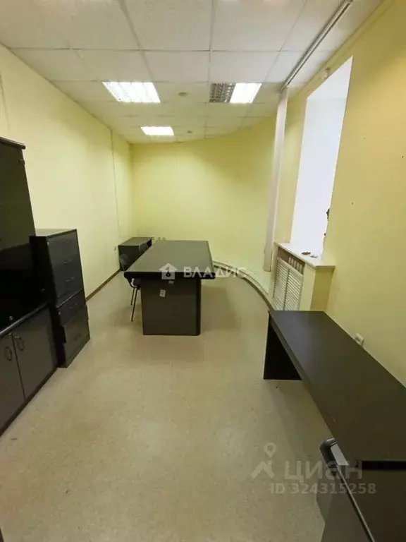 Офис в Коми, Сыктывкар Коммунистическая ул., 4 (17 м) - Фото 2