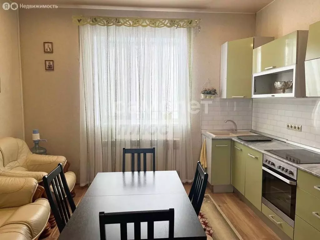 Дом в Заводоуковск, Лунная улица (130 м) - Фото 0