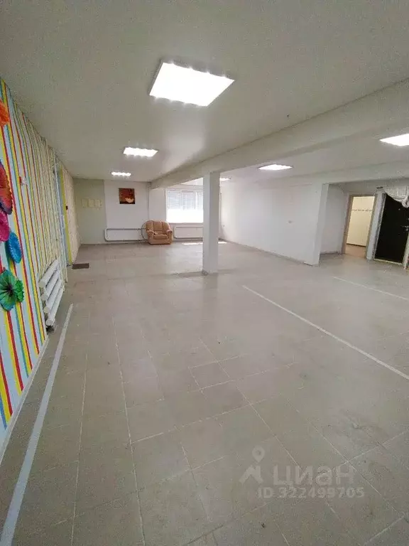 Помещение свободного назначения в Саратовская область, Балаково ул. ... - Фото 1