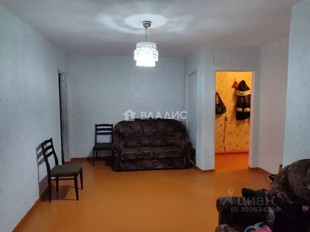 2-к кв. Бурятия, Улан-Удэ Октябрьская ул., 46 (41.0 м) - Фото 0