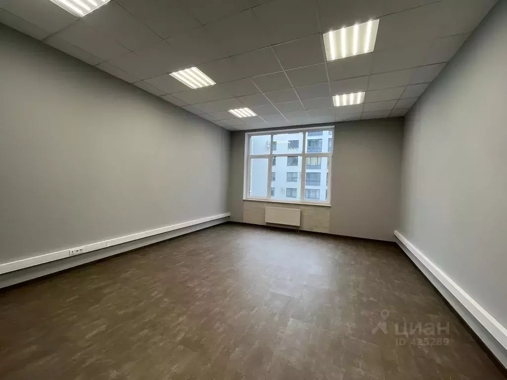 Офис в Санкт-Петербург Кременчугская ул., 19к1 (33 м) - Фото 0