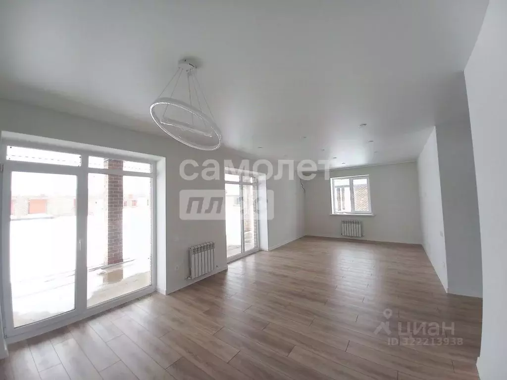 Коттедж в Татарстан, Лаишевский район, Егорьевское с/пос, д. Кзыл-Иль ... - Фото 1