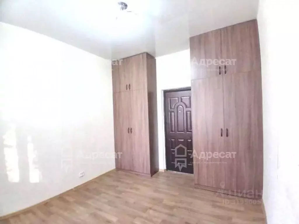 Комната Волгоградская область, Волгоград ул. Возрождения, 14 (10.4 м) - Фото 1