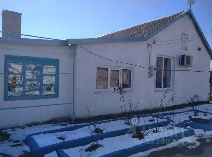 Дом в Ростовская область, Обливская ст-ца ул. Дзержинского, 1 (68 м) - Фото 1