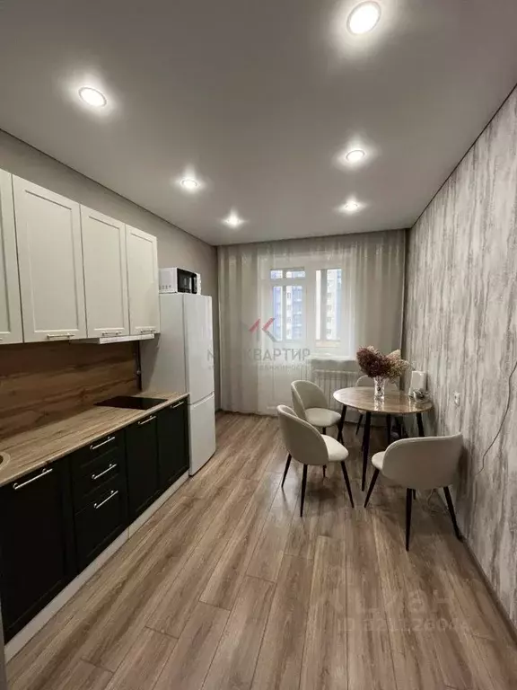 1-к кв. Хакасия, Абакан ул. Генерала Тихонова, 14 (43.0 м) - Фото 1