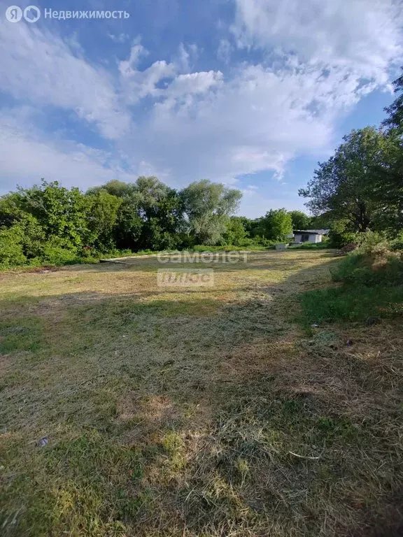 Участок в Новокубанск, улица Фурманова, 117 (9.3 м) - Фото 0