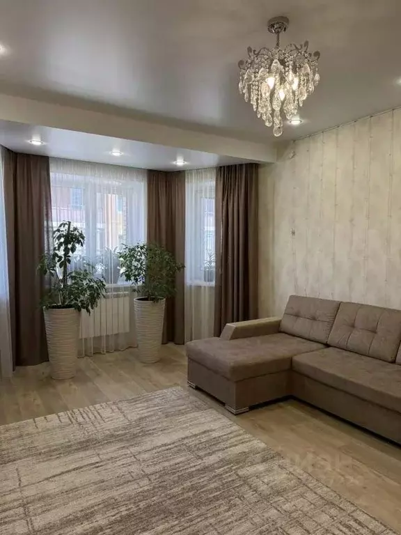 3-к кв. Хакасия, Абакан ул. Авиаторов, 6 (82.7 м) - Фото 1