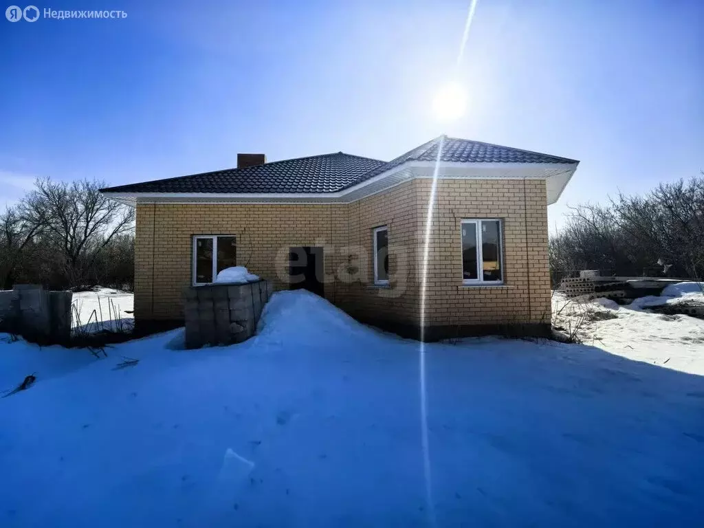 Дом в посёлок Солидарность, Первомайская улица (140 м) - Фото 2