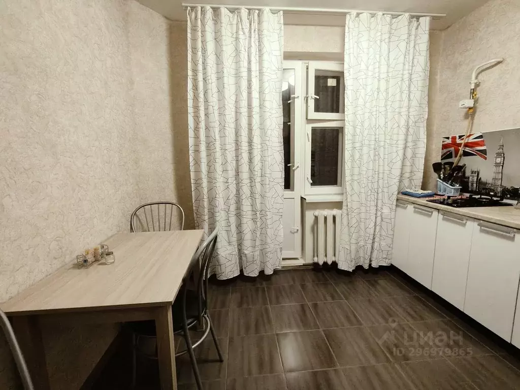 1-к кв. Псковская область, Псков ул. Крестки, 7 (40.0 м) - Фото 2