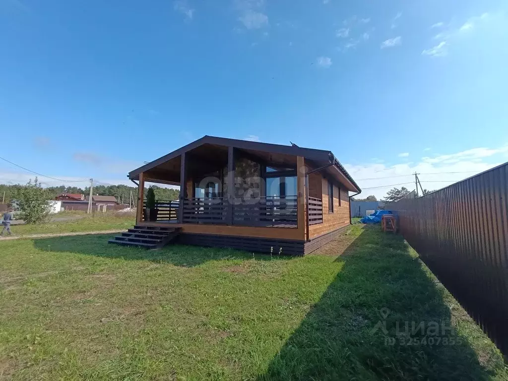 Дом в Калужская область, Дзержинский муниципальный округ, Дворцы ... - Фото 1