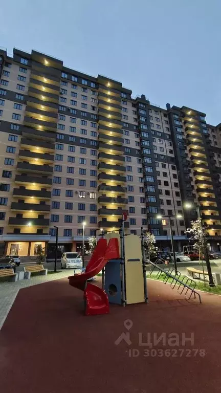 2-к кв. Карачаево-Черкесия, Черкесск Кавказская ул., 92 (64.0 м) - Фото 0