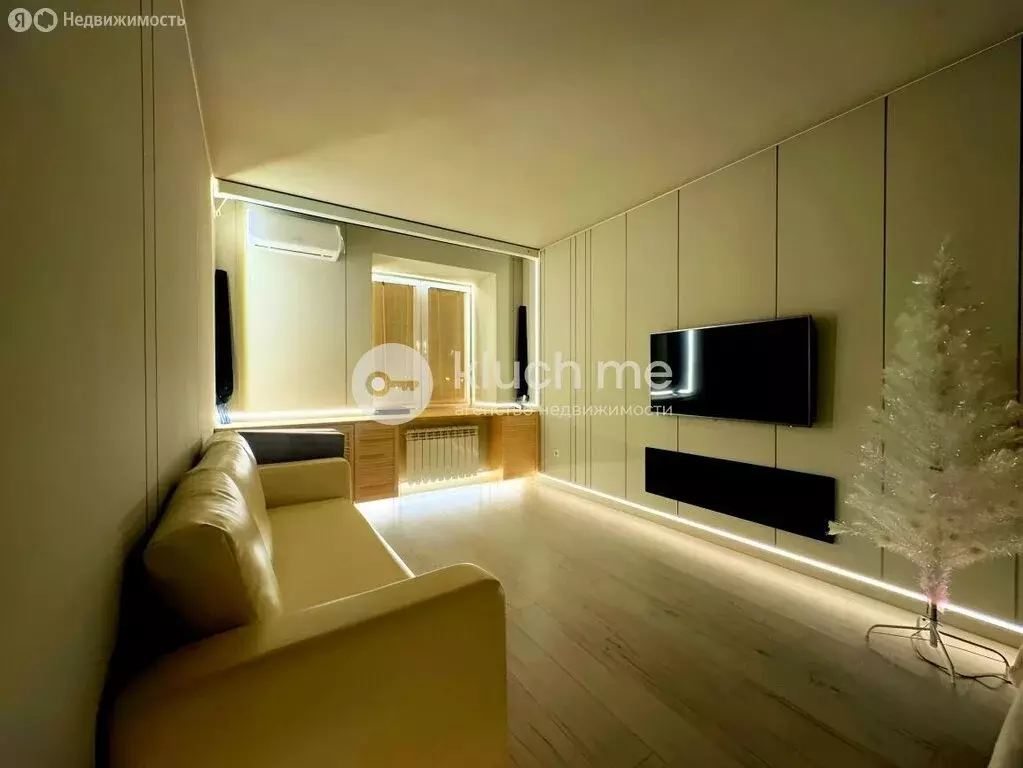 2-комнатная квартира: Казань, улица Серова, 28А (57 м) - Фото 1