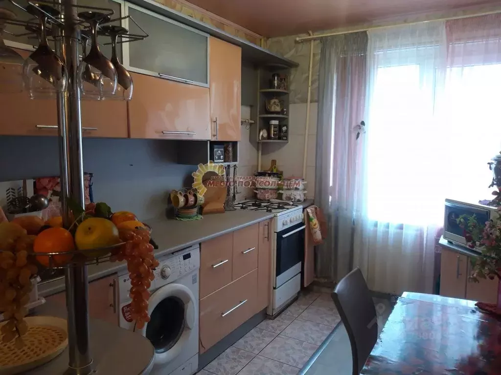 3-к кв. Краснодарский край, Ейск ул. Калинина, 290 (63.5 м) - Фото 0