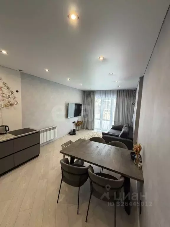 Дом в Воронежская область, Новоусманский район, Отрадненское с/пос, с. ... - Фото 1