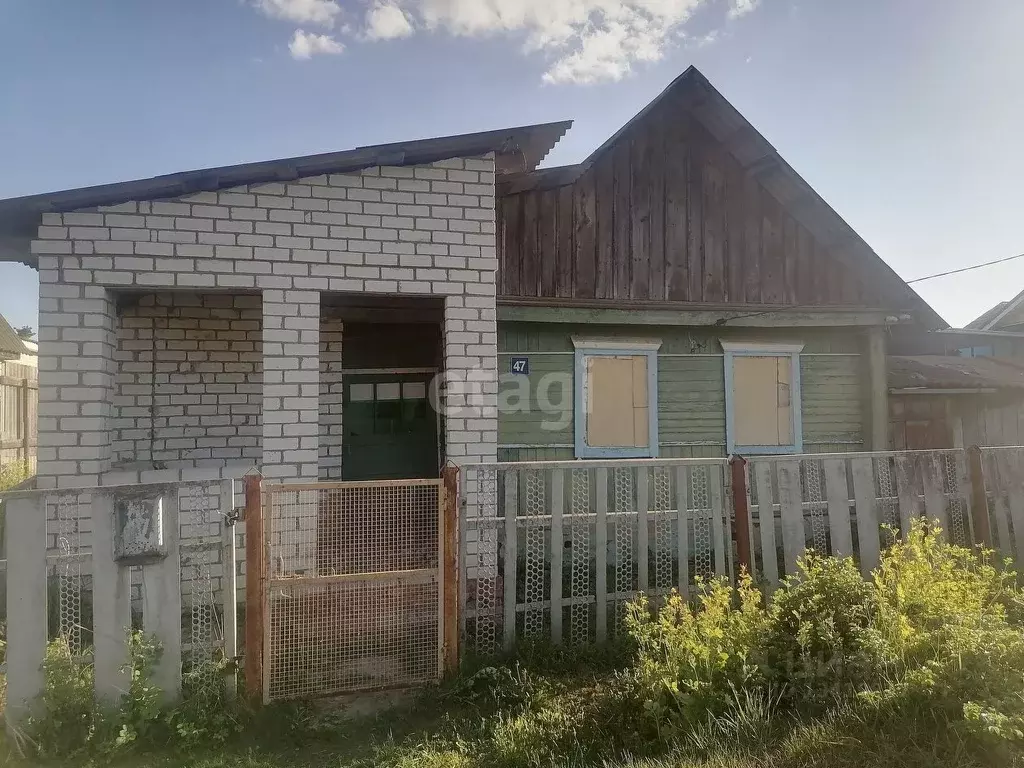 Дом в Брянская область, Жуковка Краснослободская ул. (32 м) - Фото 0