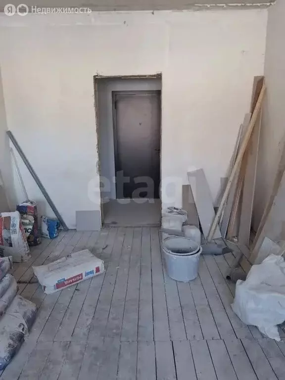 Квартира-студия: Новый Уренгой, микрорайон Лимбяяха, микрорайон ... - Фото 2