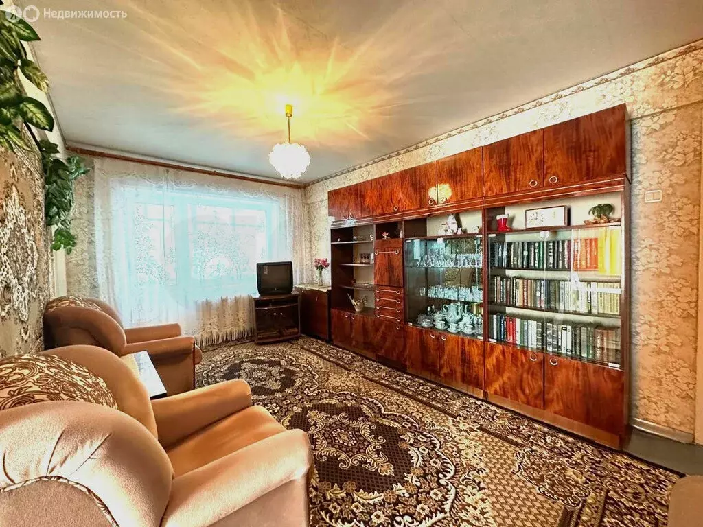 3-комнатная квартира: Тула, улица Калинина, 79 (50 м) - Фото 1