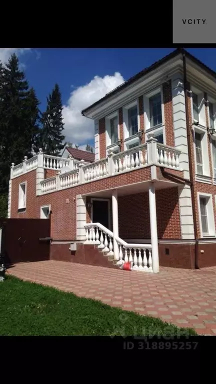 Дом в Московская область, Одинцовский городской округ, с. Жаворонки, ... - Фото 1