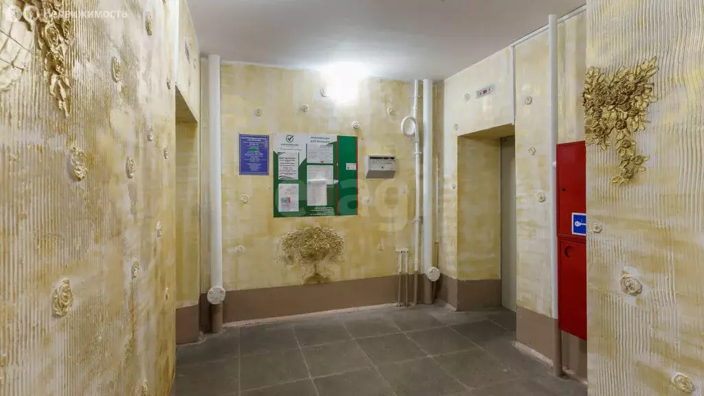 3-комнатная квартира: Тюмень, улица 50 лет Октября, 24к2 (73.4 м) - Фото 1
