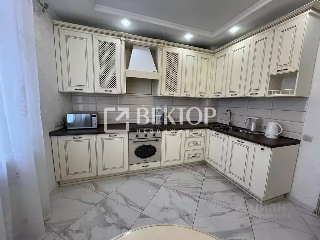 3-к кв. Ярославская область, Ярославль ул. Нефтяников, 4 (105.0 м) - Фото 2