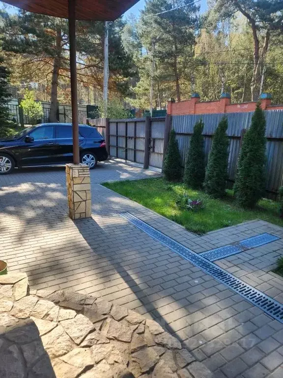Дом в Тульская область, Алексин городской округ, с. Бунырево ул. ... - Фото 1