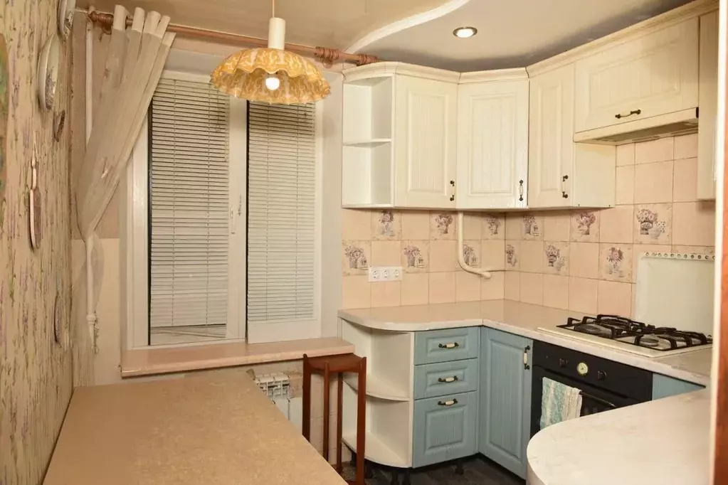 3-к кв. Севастополь ул. Гоголя, 34а (54.1 м) - Фото 2