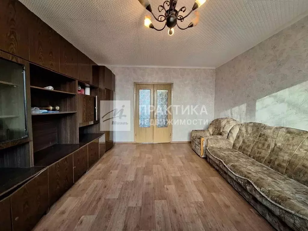 Продается 3-комнатная квартира - Фото 2