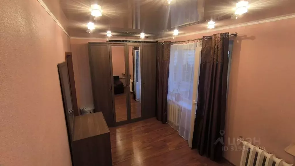 3-к кв. Калининградская область, Гурьевск Фабричная ул., 5 (54.0 м) - Фото 0