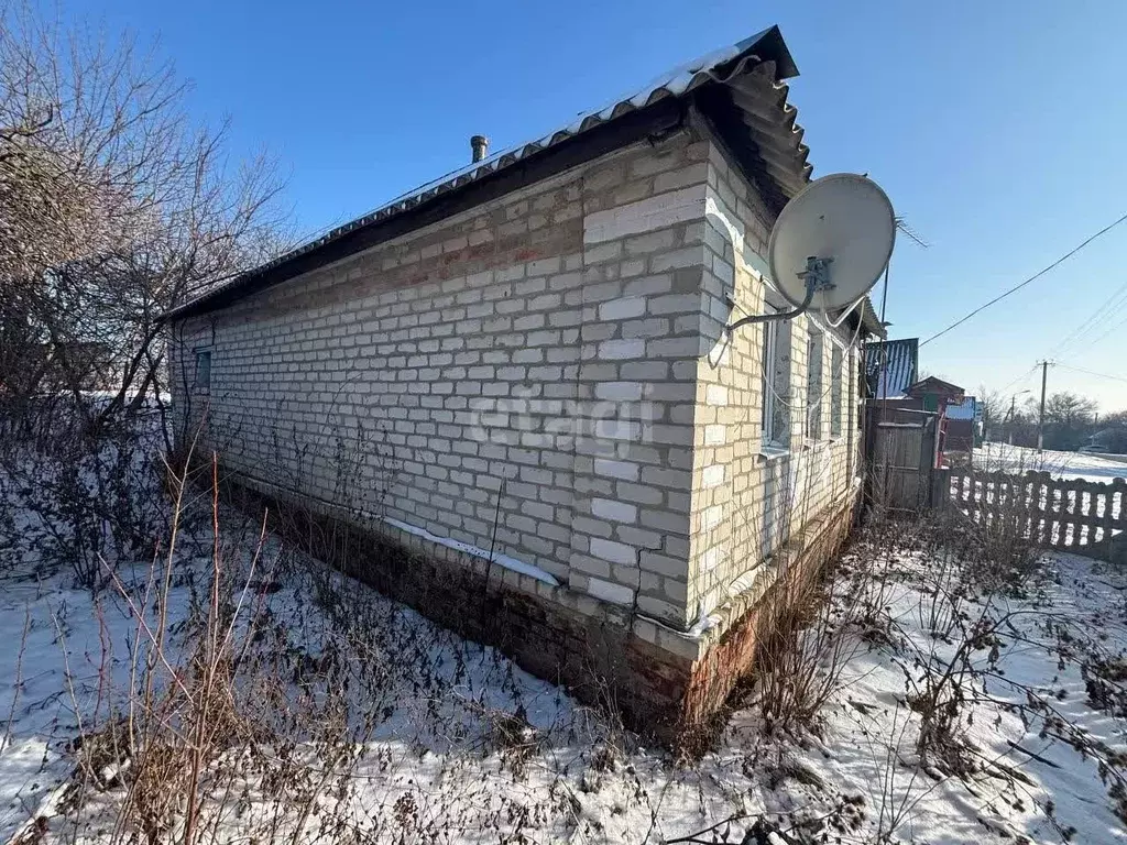 Дом в Белгородская область, Валуйский муниципальный округ, с. ... - Фото 1