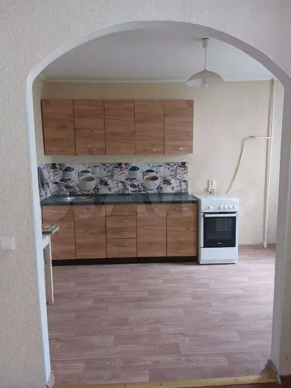 4-к. квартира, 95 м, 4/10 эт. - Фото 0