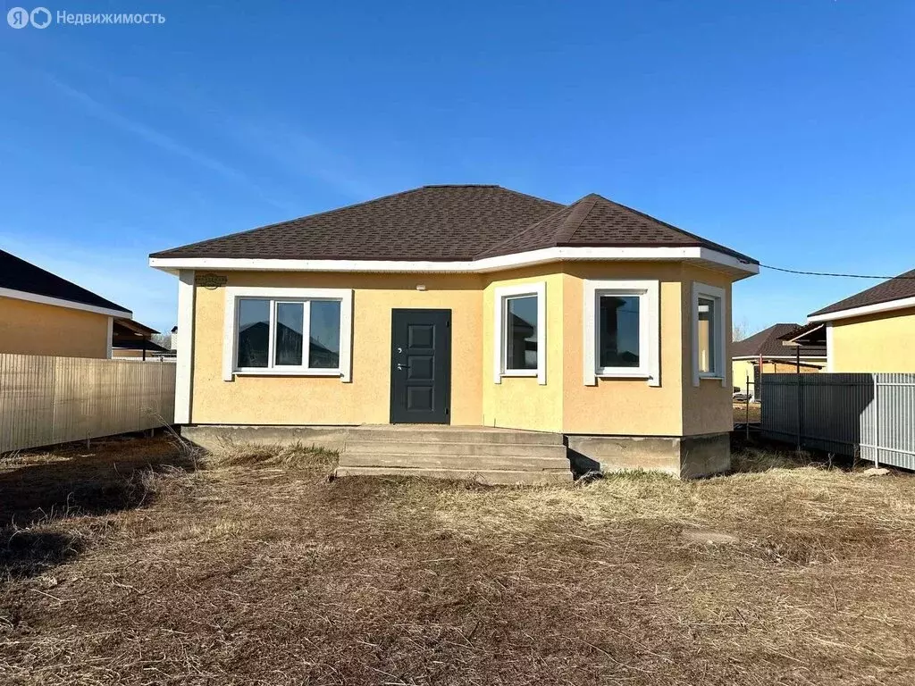 Дом в Ивановский сельсовет, ТСН Ивановское, Лазурная улица, 16 (80 м) - Фото 1