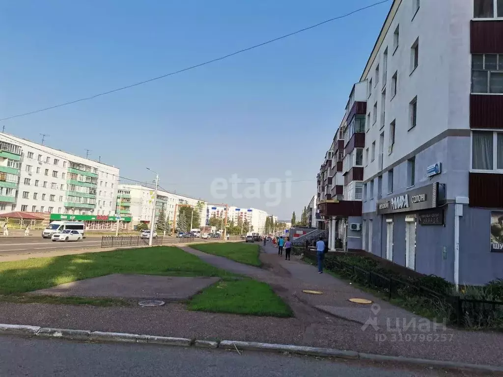 2-к кв. Башкортостан, Стерлитамак ул. Худайбердина, 71 (44.6 м) - Фото 0