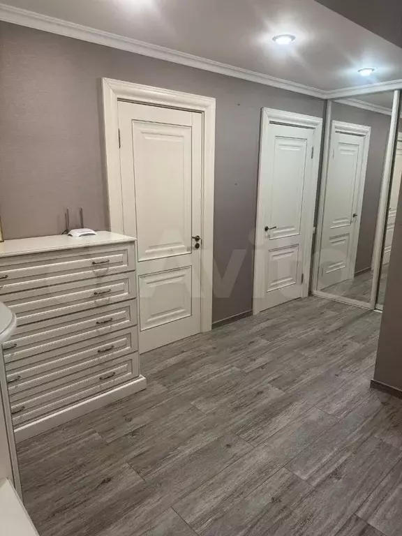 3-к. квартира, 100 м, 3/5 эт. - Фото 0