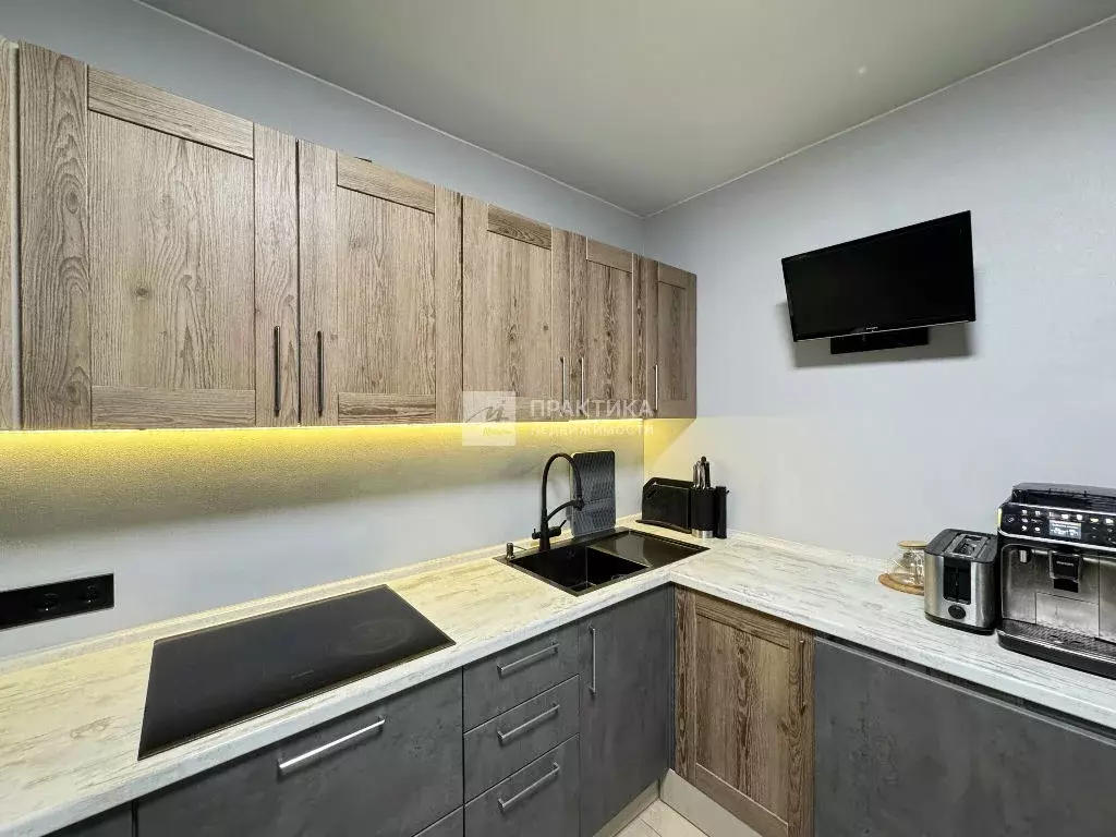 Продается 2-комнатная квартира - Фото 1