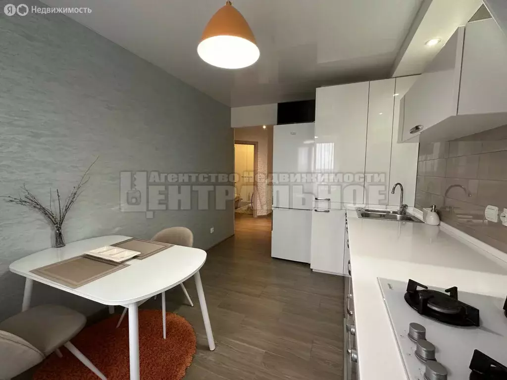 2-комнатная квартира: Смоленск, Краснинское шоссе, 28 (52 м) - Фото 1