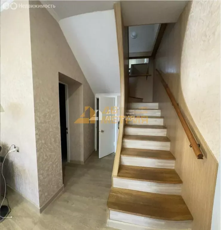 Дом в Южно-Сахалинск, улица имени Гоголя, 10 (290 м) - Фото 2