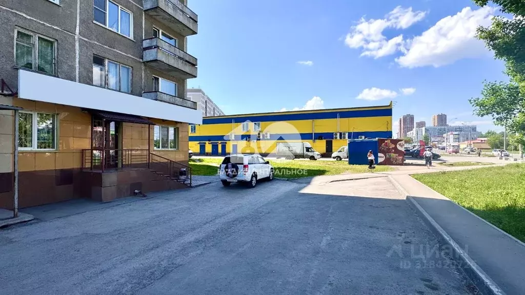 Торговая площадь в Новосибирская область, Новосибирск Северо-Чемской ... - Фото 1