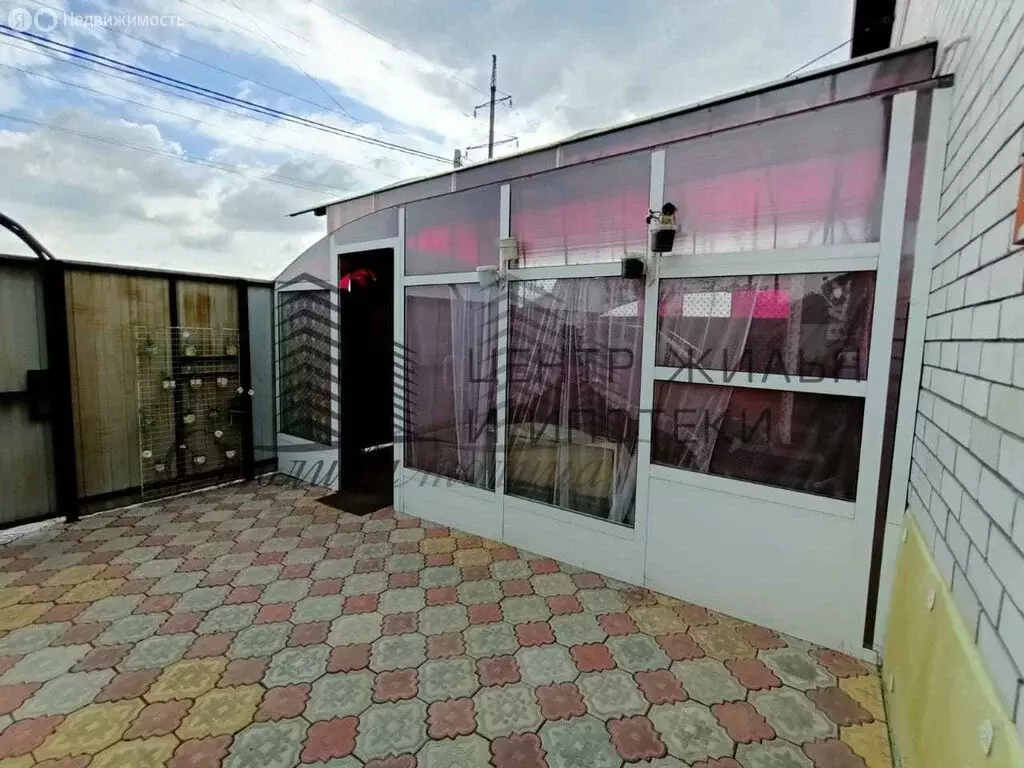 Дом в Старый Оскол, Новая Ямская слобода (295 м) - Фото 0