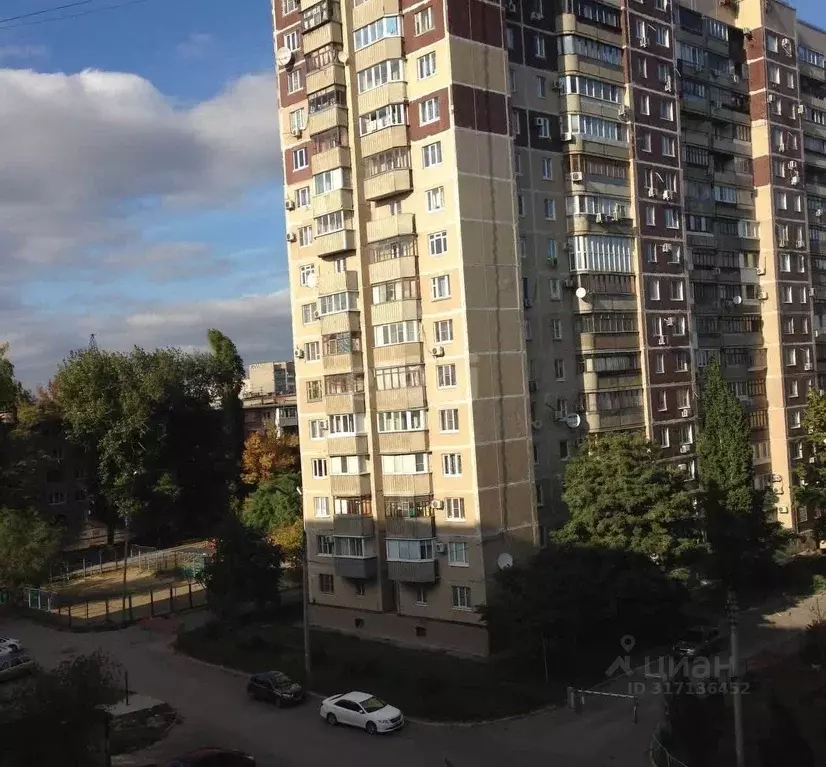 3-к кв. Волгоградская область, Волгоград ул. Хользунова, 36 (64.3 м) - Фото 0