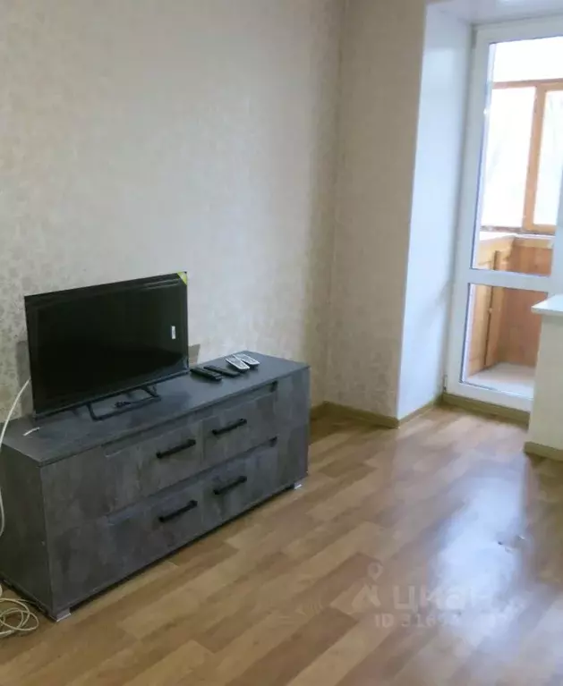 2-к кв. Омская область, Омск наб. Иртышская, 14 (60.0 м) - Фото 1