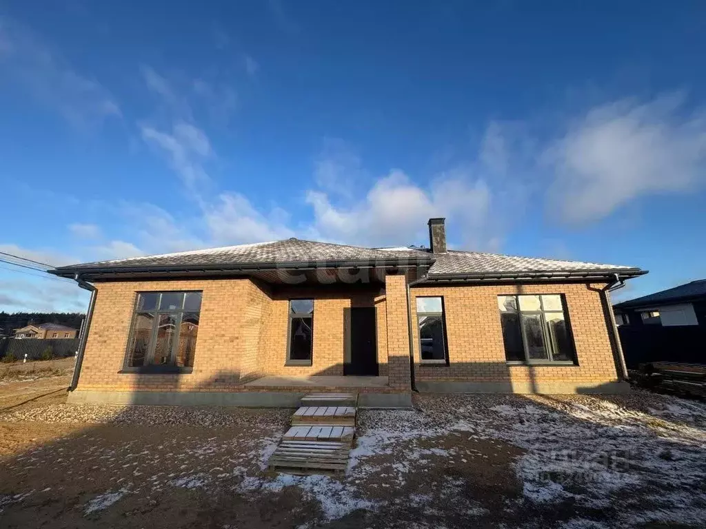 Дом в Ярославская область, Ярославский муниципальный округ, д. Красный ... - Фото 1