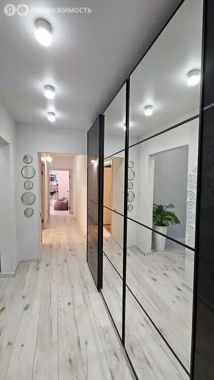 2-комнатная квартира: Первоуральск, Береговая улица, 10А (74 м) - Фото 0