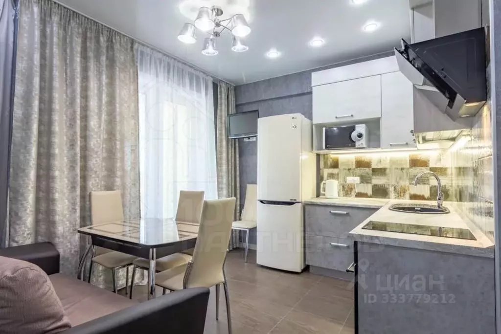 1-к кв. Иркутская область, Иркутск Байкальская ул., 346/8 (37.0 м) - Фото 1