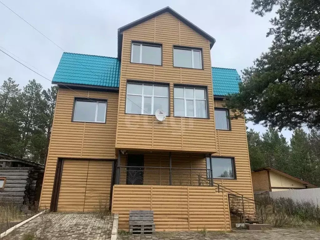 Дом в Ямало-Ненецкий АО, Ноябрьск ул. Интернационалистов, 27 (350 м) - Фото 1