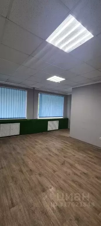 Офис в Омская область, Омск Енисейская ул., 1А (30 м) - Фото 0