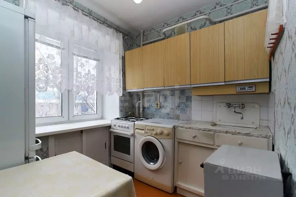 2-к кв. Тюменская область, Тюменский муниципальный округ, Боровский рп ... - Фото 1