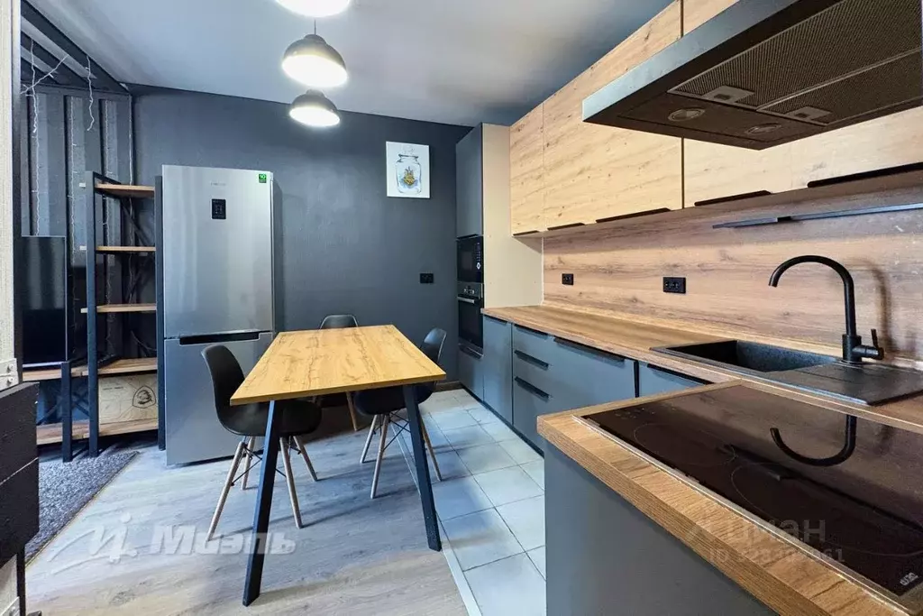 3-к кв. Московская область, Балашиха Железнодорожный мкр, просп. ... - Фото 0