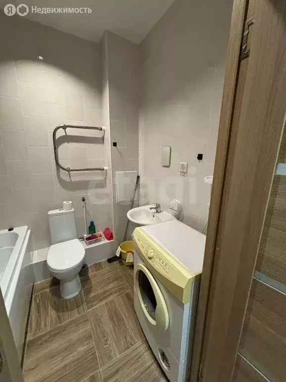 Квартира-студия: Пермь, Вагонная улица, 30 (28.4 м) - Фото 1