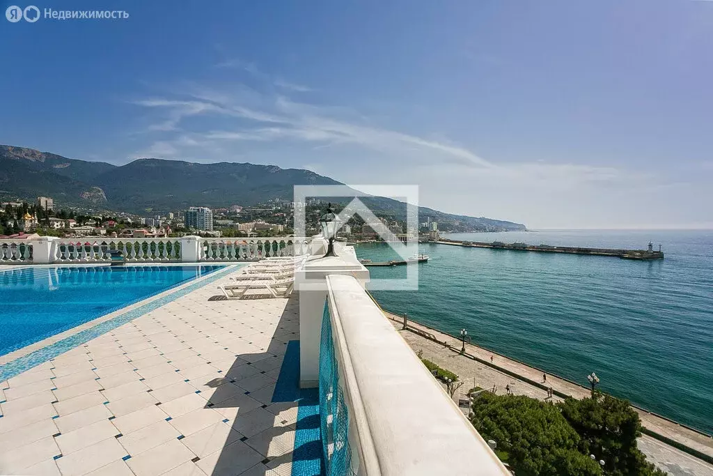 5-комнатная квартира: Ялта, Екатерининская улица, 3 (254 м) - Фото 1